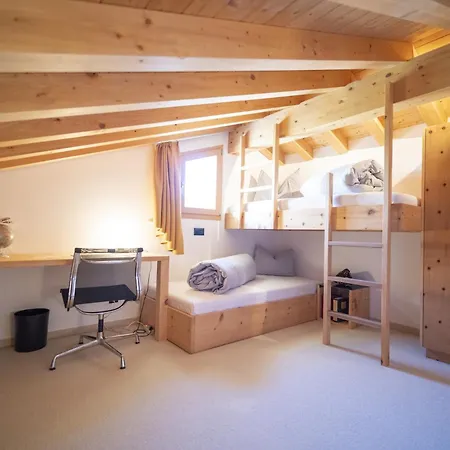 Chasa Costa Dad Archas Maisonette 公寓