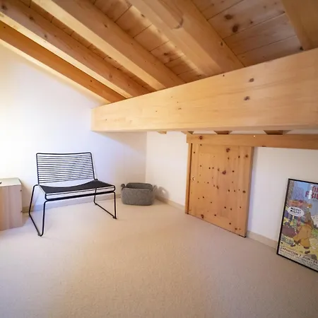 公寓 Chasa Costa Dad Archas Maisonette 施库尔